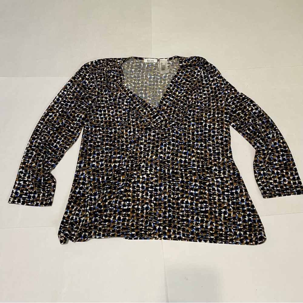 ⭐️liz & co. Women's V-Neck Blouse - Black and Brown Pattern